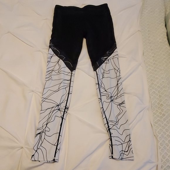 Fabletics Brogan Legging - Picture 4 of 4